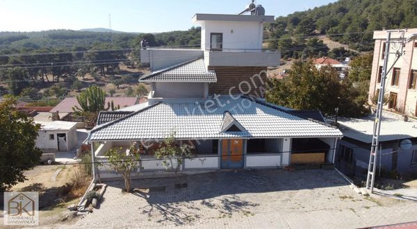 Selçuk-çamlık Mah. Satılık 3 Katlı Tripleks Villa