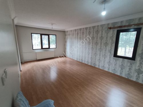 Ankalife'tan Metronun Karşısında Kiralık 3+1 Daire