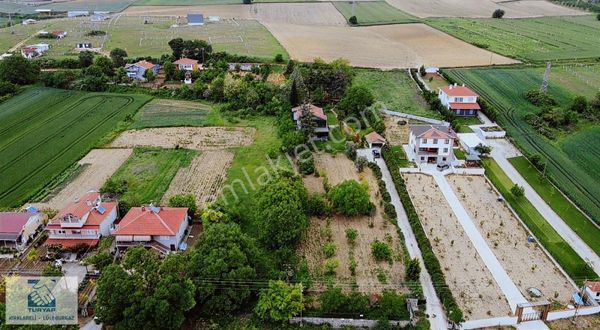 Turyap'tan P.hisar Ataköy'de 5118 M2 Arsa İçinde Satılık Villa