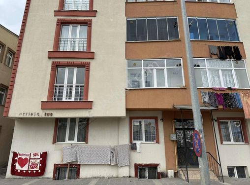 Bulut Gayrimenkul'den Kiralık İstasyon Mahallesi 3+1