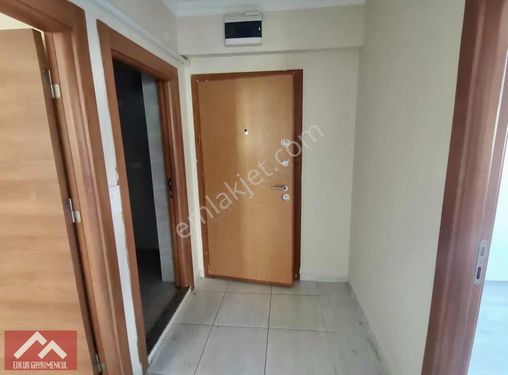 Kiralık Doğalgazlı 2+1 Yeni Yapı