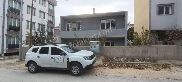 ​bademlikte 2 Katlı Bahçeli Müstakil Ev