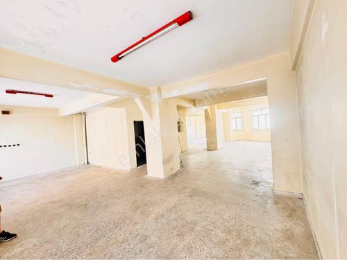 Zafer Yapı Gayrimenkulden Kiralık Düzgirişdükkan160m2istanbulavrupayakasısultangazigazimahde