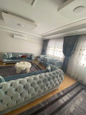 Adana Seyhan Mithatpaşada 150 M² 2,4 Apartman Yoğunluk Hisseli Arsada 15yaşında 3katlı 3+1 Müstakil