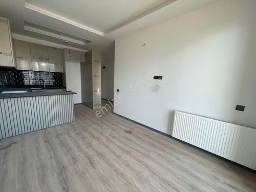 Karıncadan Tecede Havuzlu Elit Projede Geniş 1+1 Kiralık Daire