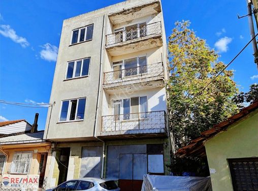 Remax Area'dan Züferbey'de 328 M2 Arsada 3 Katlı Satılık Bina