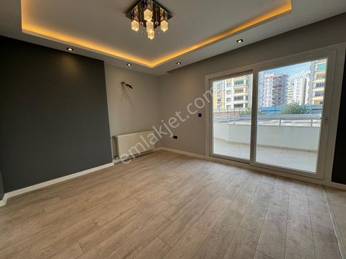 Çukurova Hayalpark Cadde Üzeri Elit Hasarsız 4+1 Lux Satılık Daire