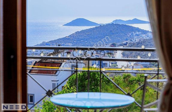 Kalkan'da 3+1 Terastan Deniz Manzaralı ,ortak Havuzlu Daire