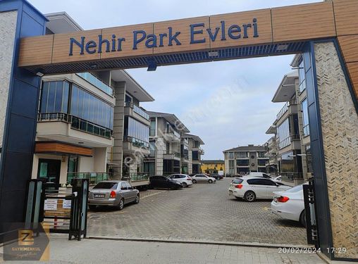 Güneşler Merkez Stad Civarı Site İçi Eşyalı