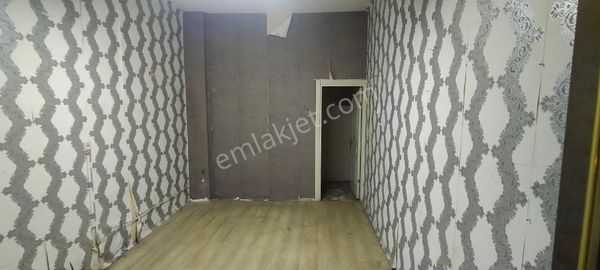 Sancaktepe Kiralık 40m² Cadde Üzeriyüksekgiriş Dükkan