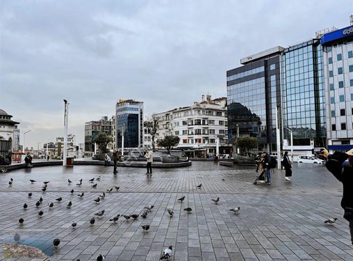 Taksim Meydana 50m. Uzaklıkta Kiralık İş Yeri