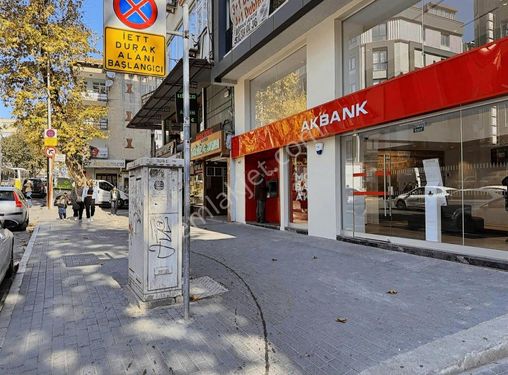 Yenibosna Merkezde Safa Hastanesi Sokağında Komple Satılık Bina