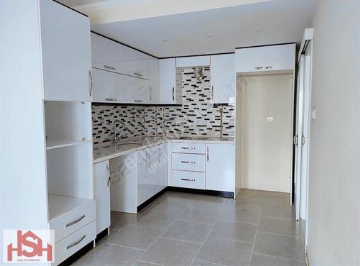 İnönü Mahallesinde Ara Kat 130 M2 3+1 Satılık Doğal Gazlı Daire