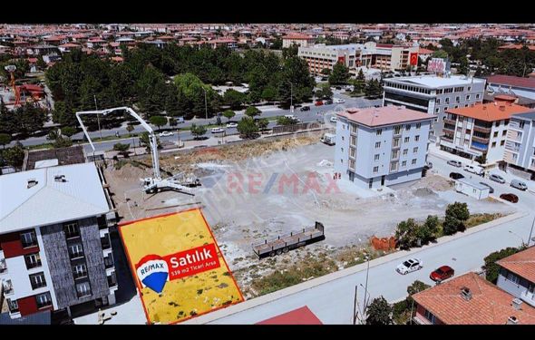 Re/max Dem'den Halitpaşa Da Satılık Ticari+konut Arsası