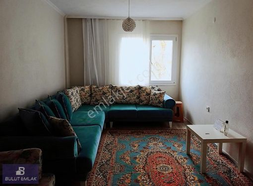 Bulut Emlaktan Mordoğan Merkezde Eşyalı 1+1 Kiralık Daire