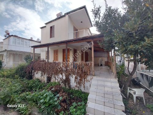 Kuşadası Sahili Deniztur Sitesinde,plaja1 150 Mt