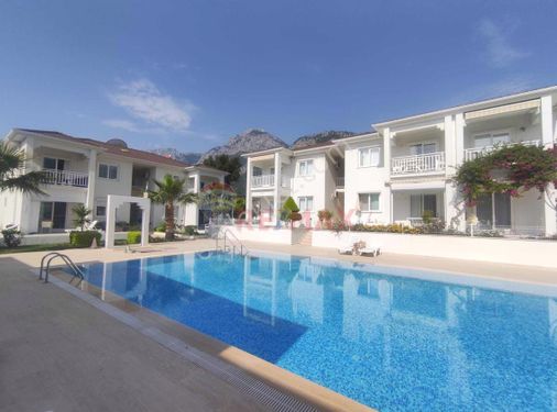 Kemer Göynük'te Satılık 2+1 Havuz Manzaralı Eşyalı Daire