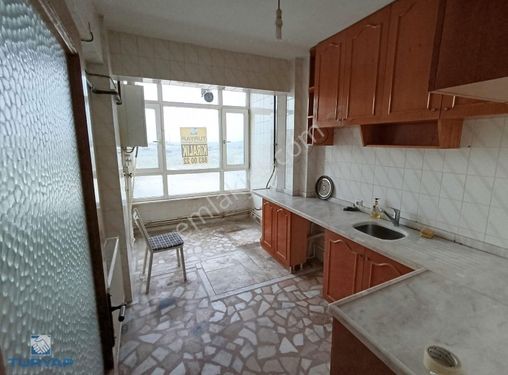 Büyükçekmece Dizdariye Mah.çarşı Merkeze Yakın 3+1 Kiralık Daire