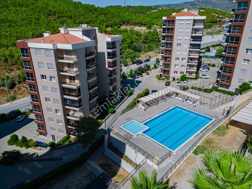 Panorama Körfez Evlerinde Satılık 3+1 Köşe Daire