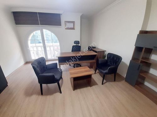 Faz'dan Kiralık Ofis Royal İşmrkzi Eşyalı,eşyasız 2.kat 1+1 Ofis