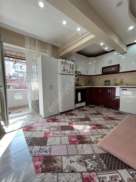 Manisa / Şehzadeler / Ege Mah. Satılık - Full Özellikli 3+1 Tadilatlı Daire