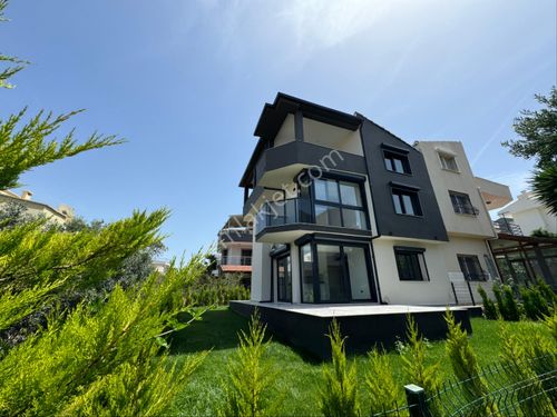 Acil Kaçmaz Fırsat İzmir Çeşme Limanlar Sitesi Satılık Villa