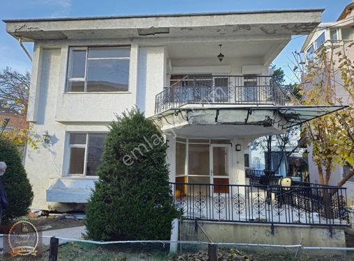 İstanbul Silivride Denize Sıfır Site İçinde Kiralık Villa