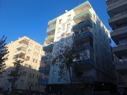 Bahçelievler Mimar Sinan Mahallesi Göllü Apartmanı 5 Kat 2 Trilyon