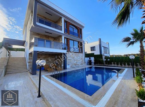 Yağcılarda 4+1 Ultra Lüks Müstakil Havuzlu Villa