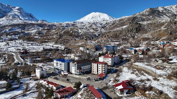 Bingöl / Yayladere / Yolgüden Mahallesinde 10.008 M² Müstakil Tapulu Tarla