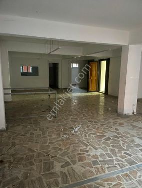 140 M2 Kiralık Atölye Merkez E 2 Dk Yürüme Mesafesi