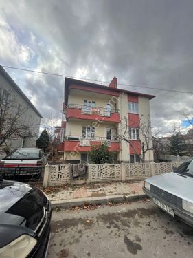 Afyon Üçok Emlaktan Fatih Mah Da Müstakil Ayarında Satılık 2 Katlı Bina