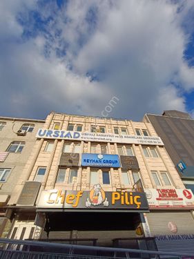 Avcılar Üniversite Mahallesinde Metrobüse Sıfır Konumda Kiralık İşyeri