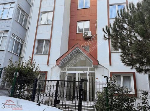 Bahçeşehir Esenkent Full Tadilatlı Açelya Sitesinde Köşe 2+1