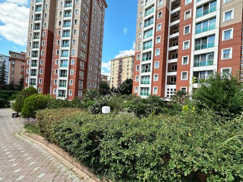 Bostancı City Evleri 180m2 Ara Kat Ebeveynli Temiz Satılık 4+1