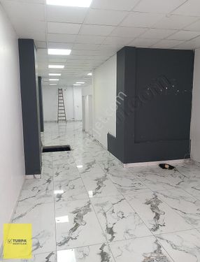 Buca Kozağaç Üçkuyular Meydan Yakını Cadde Üzeri Kiralık Dükkan