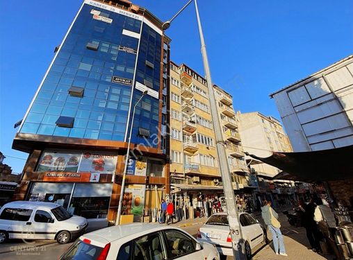 Century 21 Bal'dan Demirciler Caddesinde Satılık 2+1