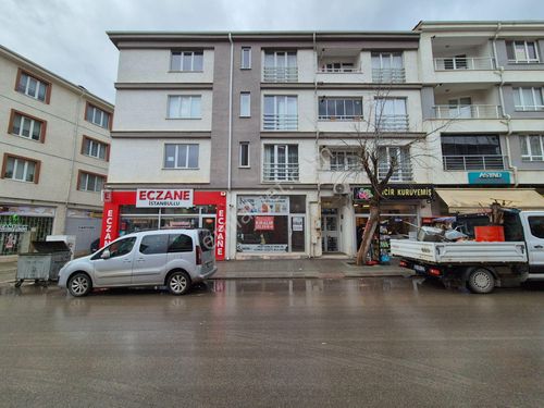 Rw Lıfe//sütlüce Mh Eğitimciler Cd Üzerinde 90 M2 Kiralık Dükkan