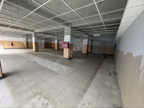 Tokdemir İnş’dan Kiralık 450m2 Düzayak Dükkan Her İşe Uygun Plazada Cebeci Mah. P Caddesi Üzeri