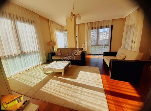 Kozyatağı'nda Eşyalı Kiralık Daire Furnished Flat