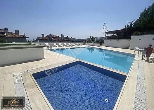 Mudanya Halitpaşa Full Deniz Manzaralı Site İçerisinde Villa