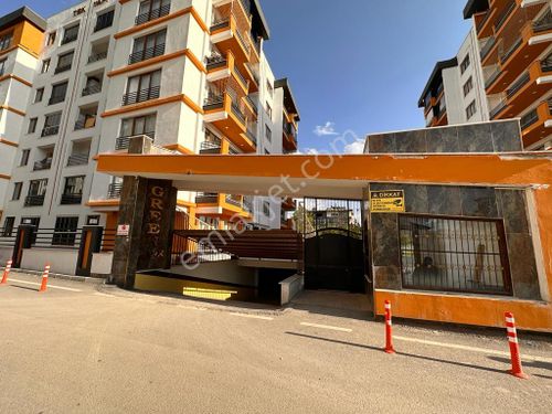 Ydn Emlaktan Green Park Site İçerisinde Satılık Lüks 3+1 Daire