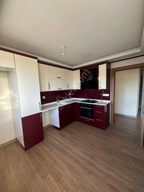 Akgül Emlaktan Menderes Halkeğitim Yakını 2+1 Kiralık Daire