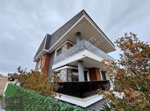 ꧁꧁istanbul Tapulu Gūmūşkaya'da Villa꧂꧂