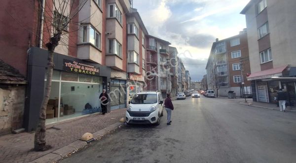 Çırağan Emlak'tan Ömerağa Mah. Turgut Reis Caddesi 20 M2 Dükkan