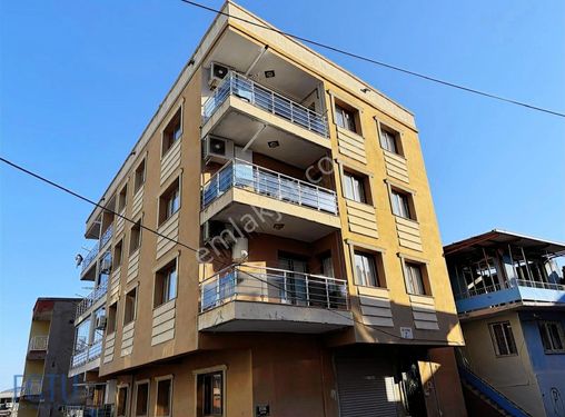 Bayraklı Şehir Hastanesi Yakını 2+1 Satılık Daire