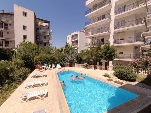 Kuşadası Beyaz Emlaktan 1+1 Eşyalı Satılık Daire