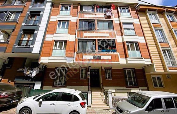 Remax Anı 'dan Çekmeköy Mimar Sinan 'da 2+1 Satılık Daire