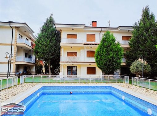 Bess'den Batıkent Özbesin Yanı Aydınlar Sitesi Satılık 5+1 Villa