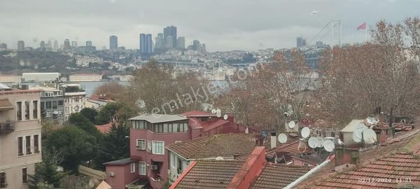 Üsküdar Kuzguncuk Merkezde Manzaralı Satılık 1+1 Daire